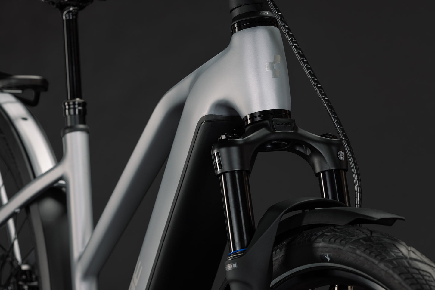 Cube Kathmandu Hybrid 45 800 slategrey´n´chrome Trapeze 2027