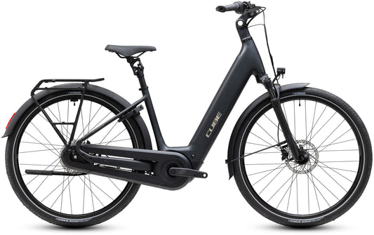 CUBE Supreme Hybrid Comfort Pro 600 Easy Entry E-Cityrad 2027 in grey und chrome, Seitenansicht
