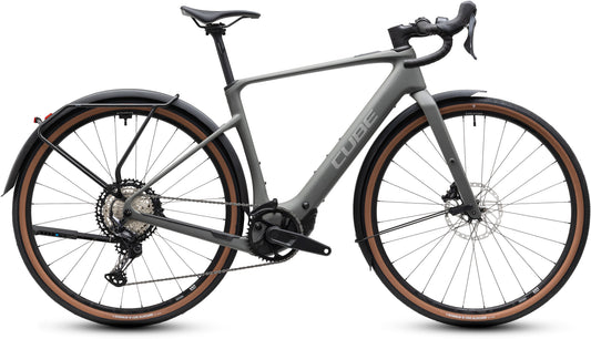 CUBE Nuroad Hybrid C:62 Race 400x FE E-Gravelbike 2027 in oldgrey und grey, Seitenansicht