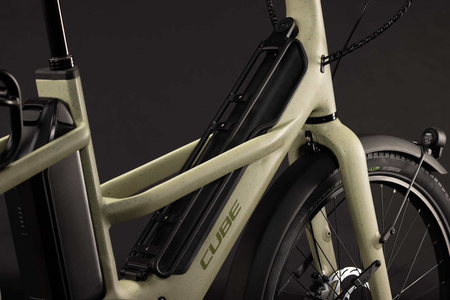 Cube Longtail Hybrid Deluxe 800 sandgrit´n´black 2027