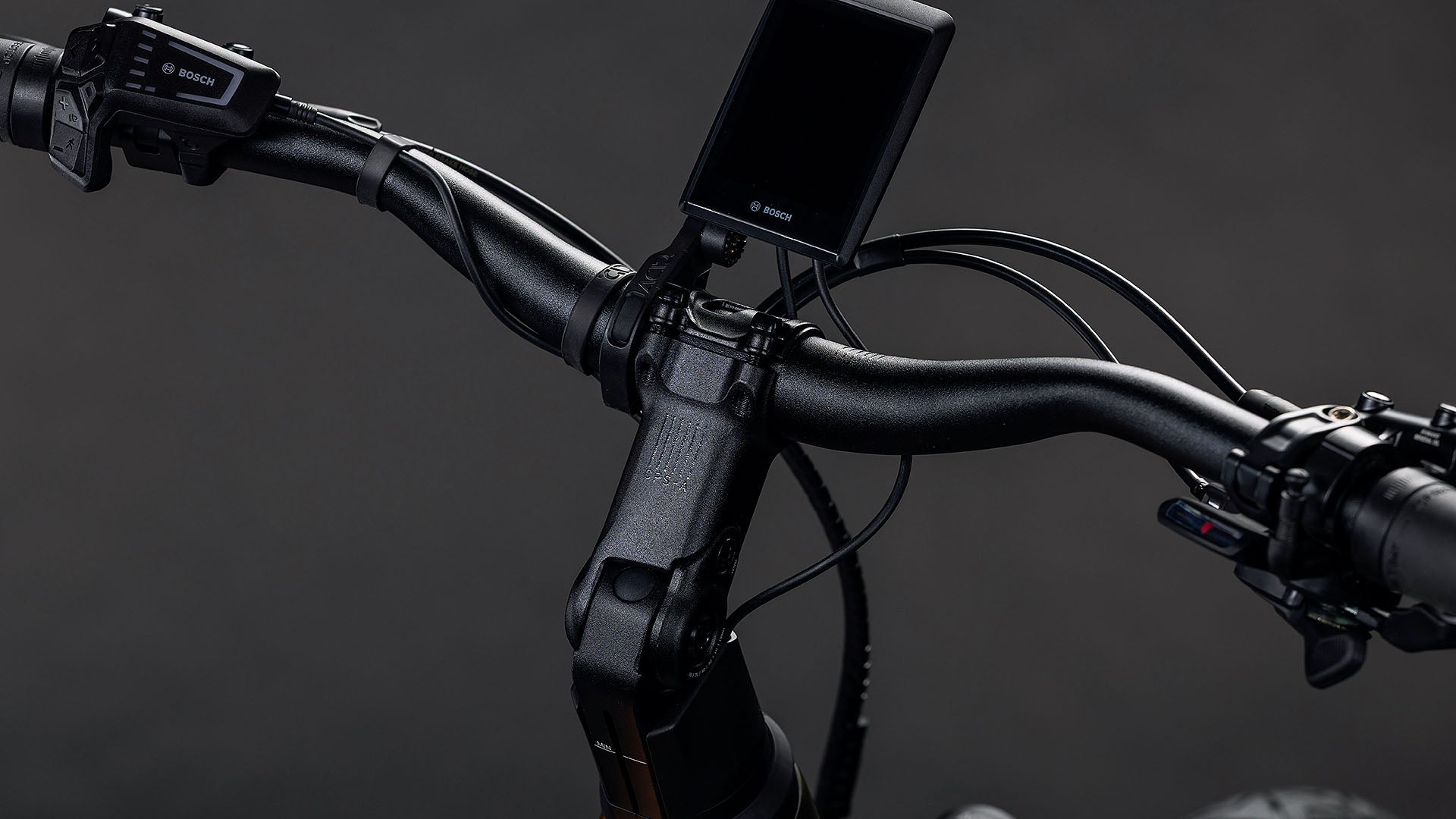 Produktbild: Cube Kathmandu Hybrid Pro 800 sunglow´n´chrome, Detailaufnahme 03