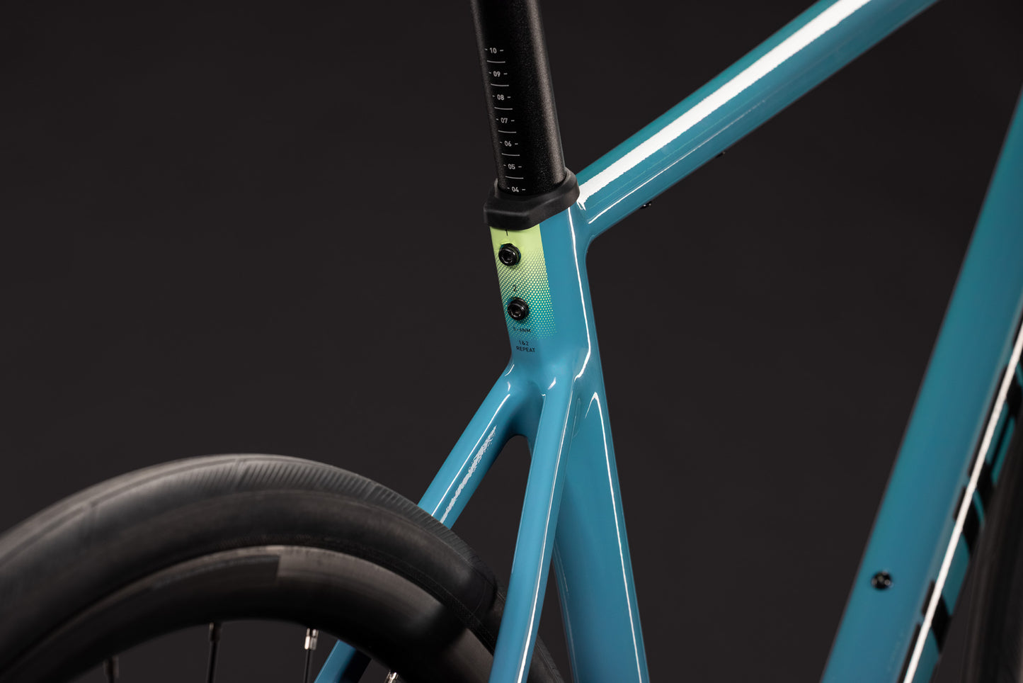 Cube Attain Pro surfblue´n´black 2027