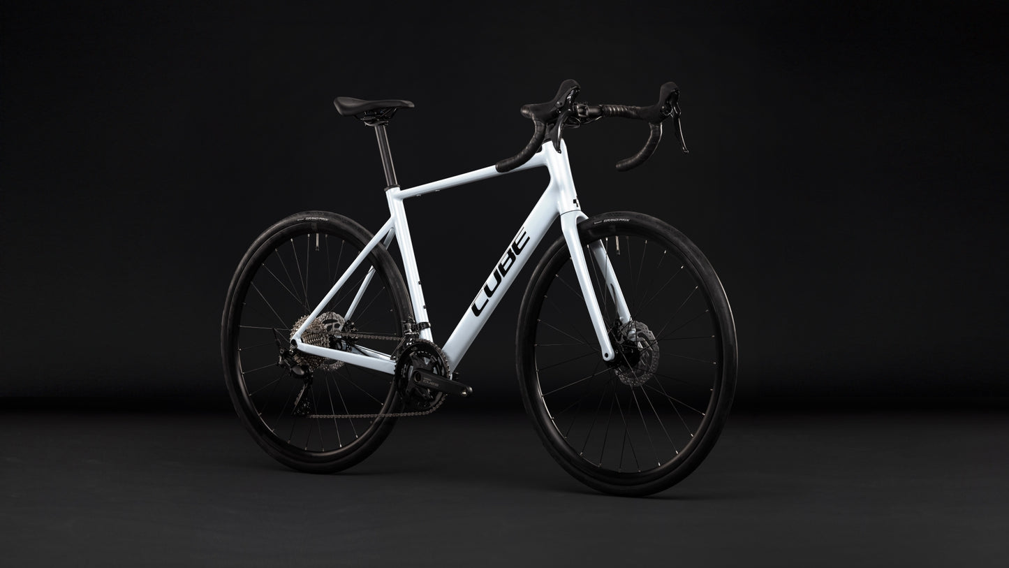 Cube Attain Race glacier´n´black 2027