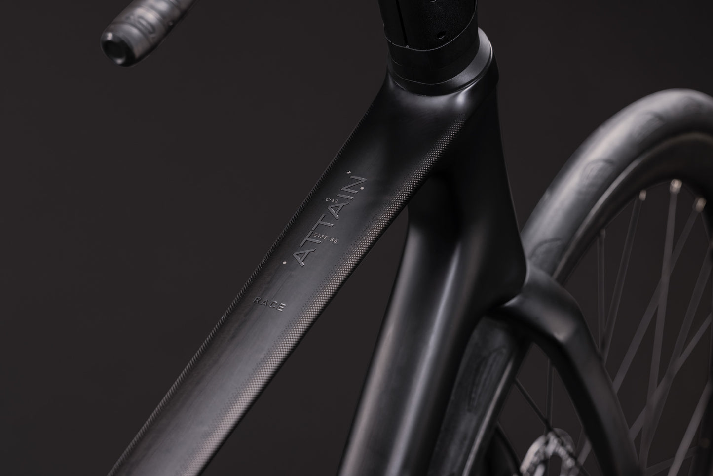 Cube Attain C:62 Race carbon´n´coalchrome 2027
