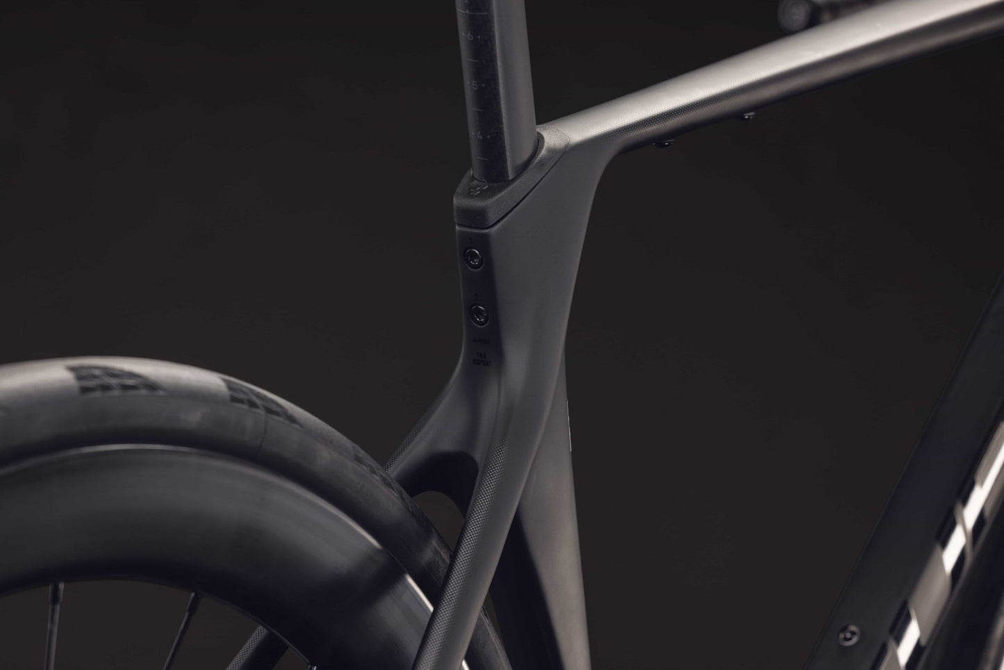 Cube Agree C:62 Pro carbon´n´black 2027