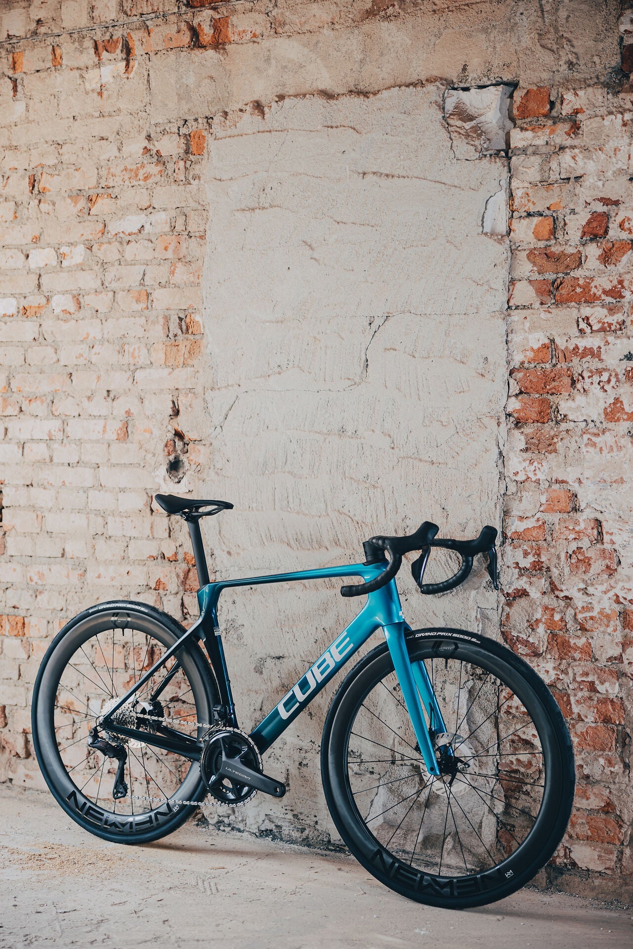 Cube Agree C:62 Race chromeblue´n´liquidblue 2027
