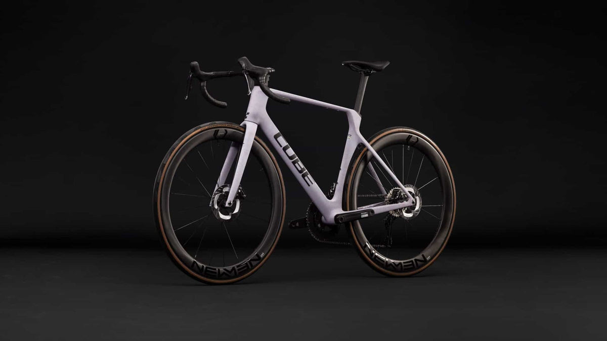 Cube Agree C:62 Race lilacfibre´n´black 2027