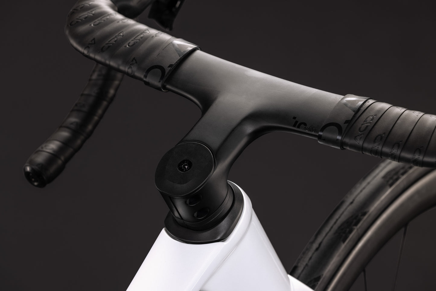Cube Litening AERO C:68X Pro chalky´n´black 2027