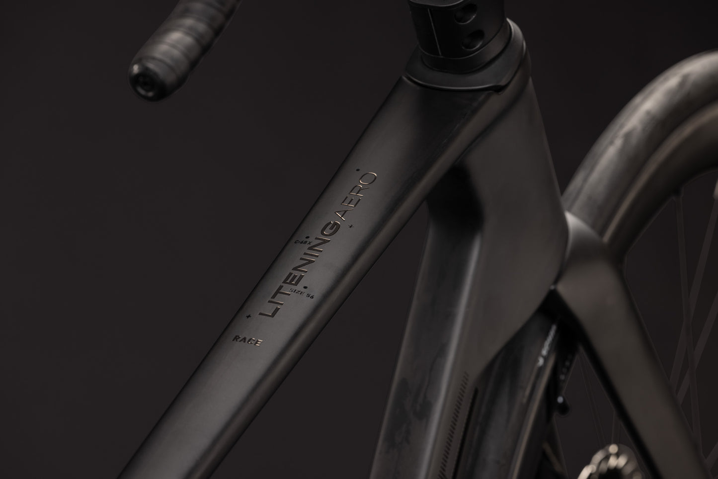 Cube Litening AERO C:68X Race carbon´n´chrome 2027