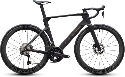 CUBE Litening Aero C:68X Race Rennrad 2027 in carbon und chrome, Seitenansicht