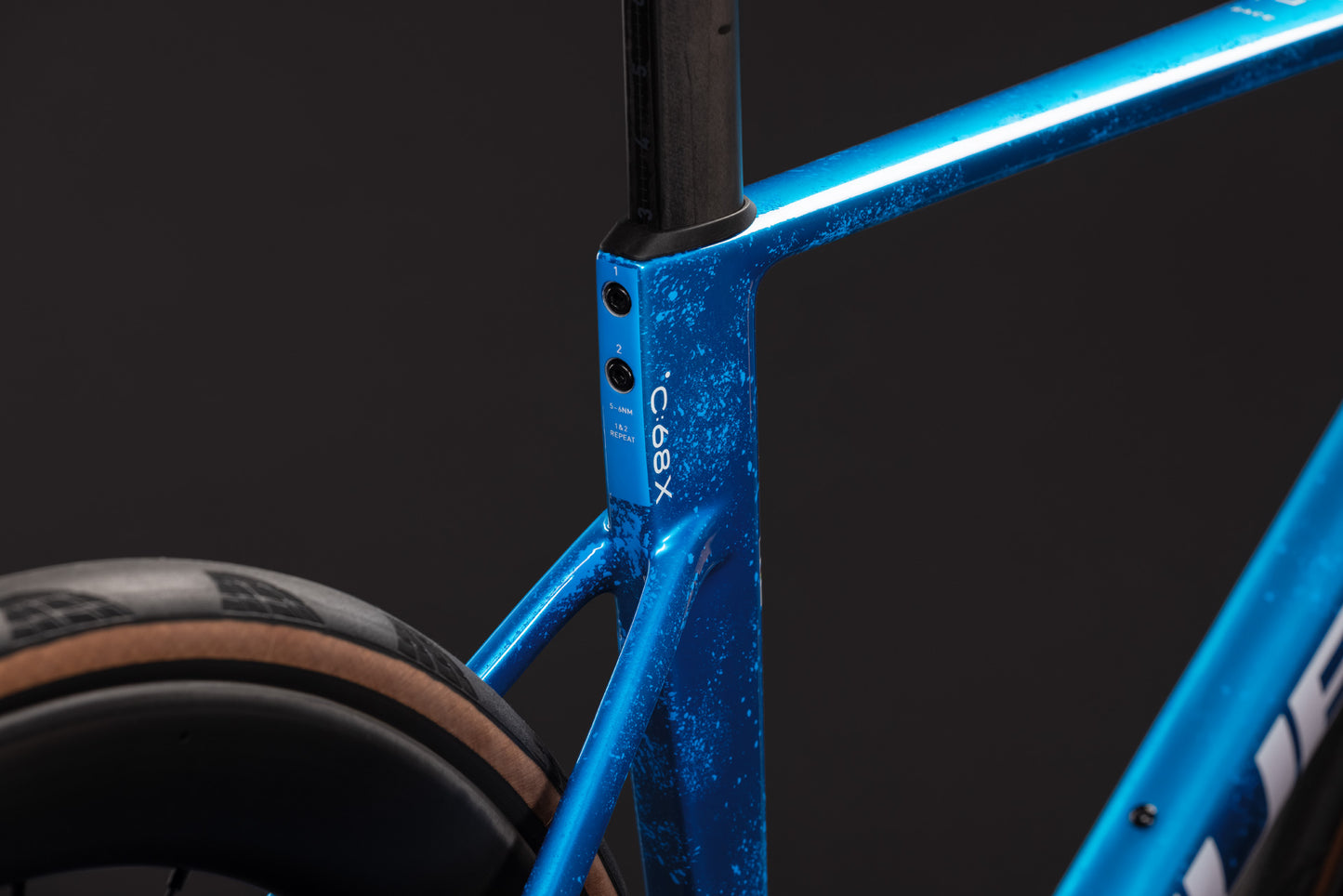 Cube Litening AIR C:68X Race bluetwister´n´prizm 2027