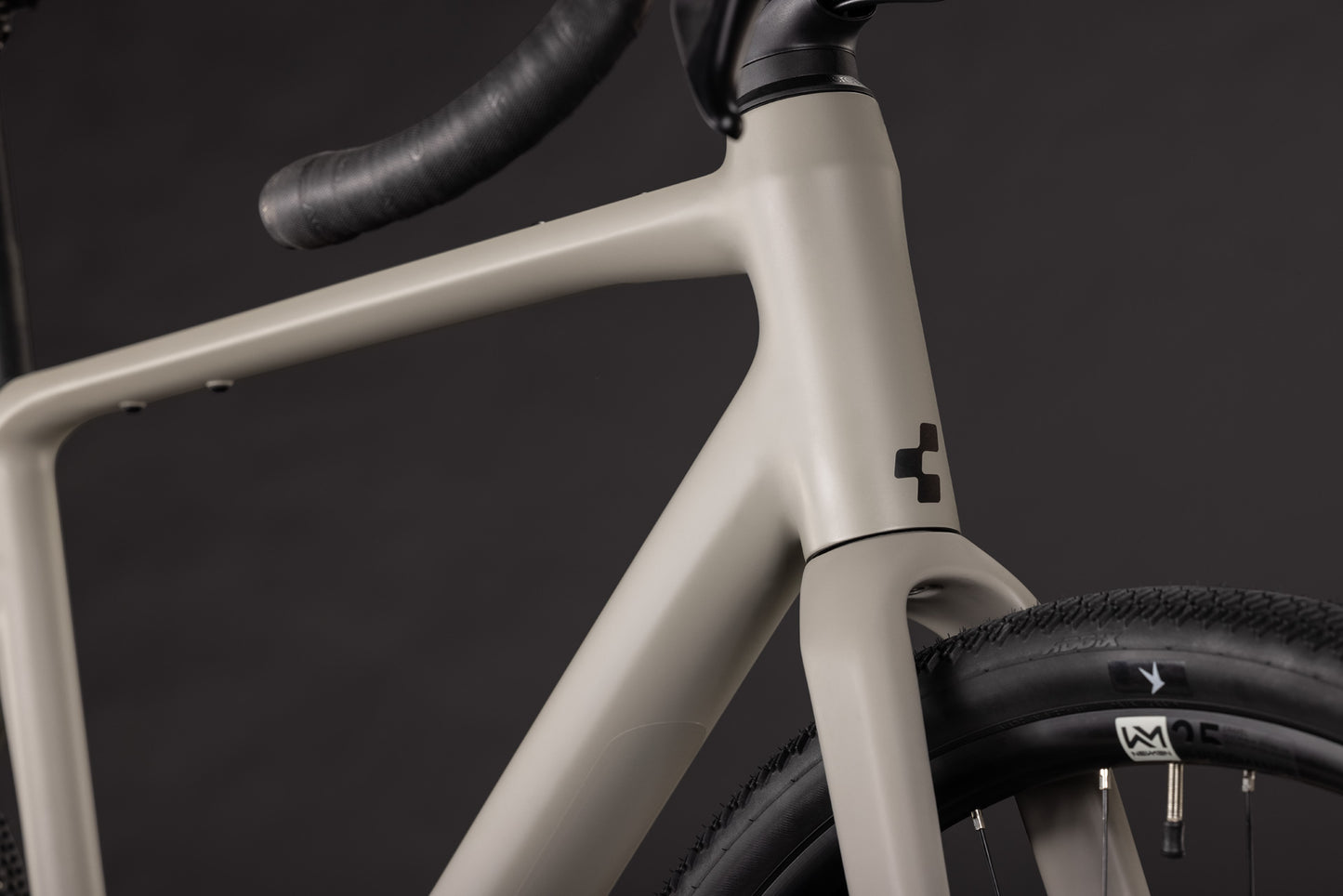 Cube Nuroad EX oatgrey´n´black 2027