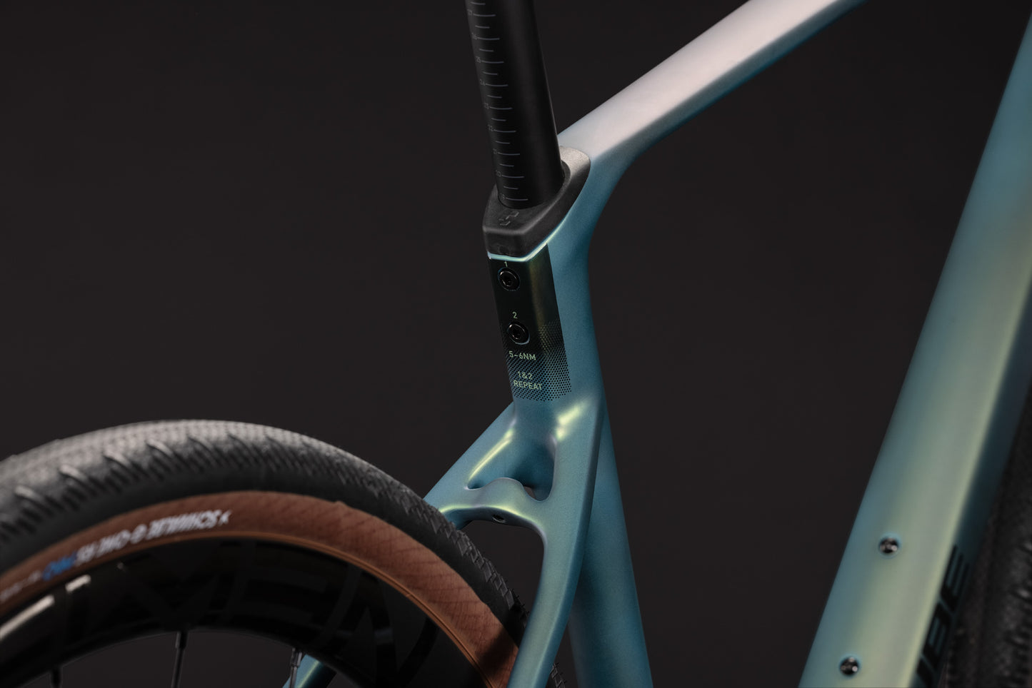 Cube Nuroad C:62 Race jungali´n´black 2027
