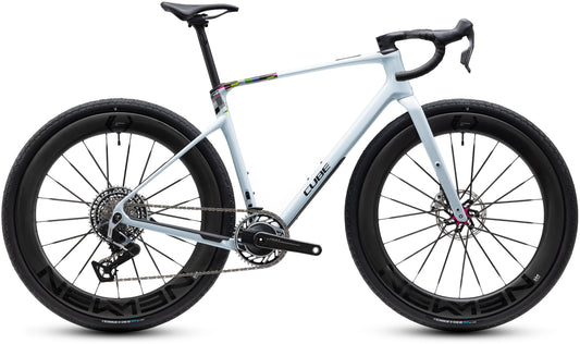 CUBE Nuroad C:62 SLT Gravelbike 2027 in glacier und magenta, Seitenansicht