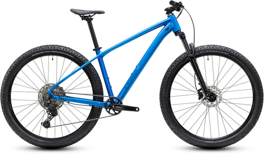 CUBE Aim Pro Mountainbike Hardtail 2027 in topasblue und blue, Seitenansicht