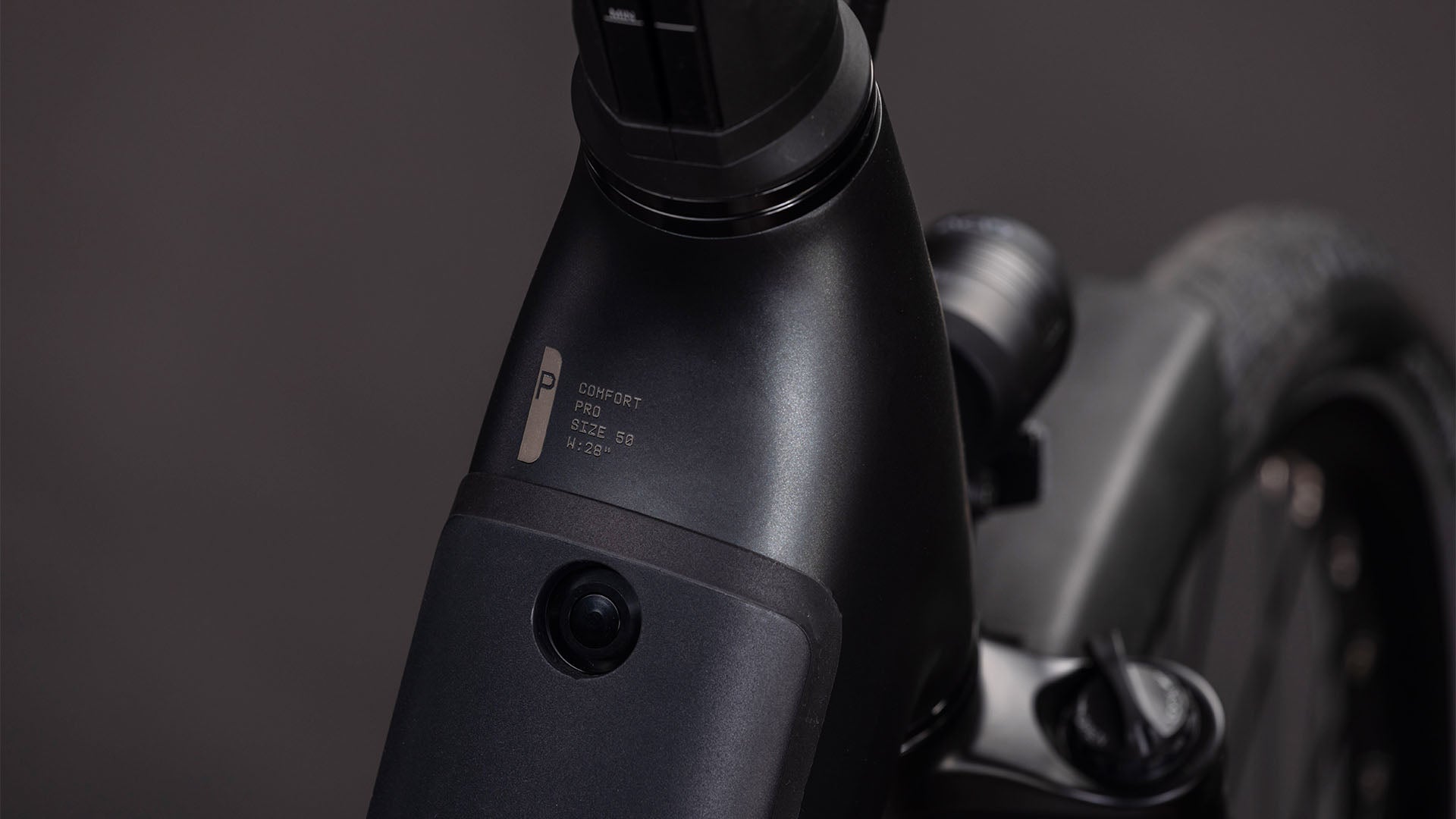 Produktbild: Cube Supreme Hybrid Comfort Pro 600 grey´n´chrome, Detailaufnahme 01