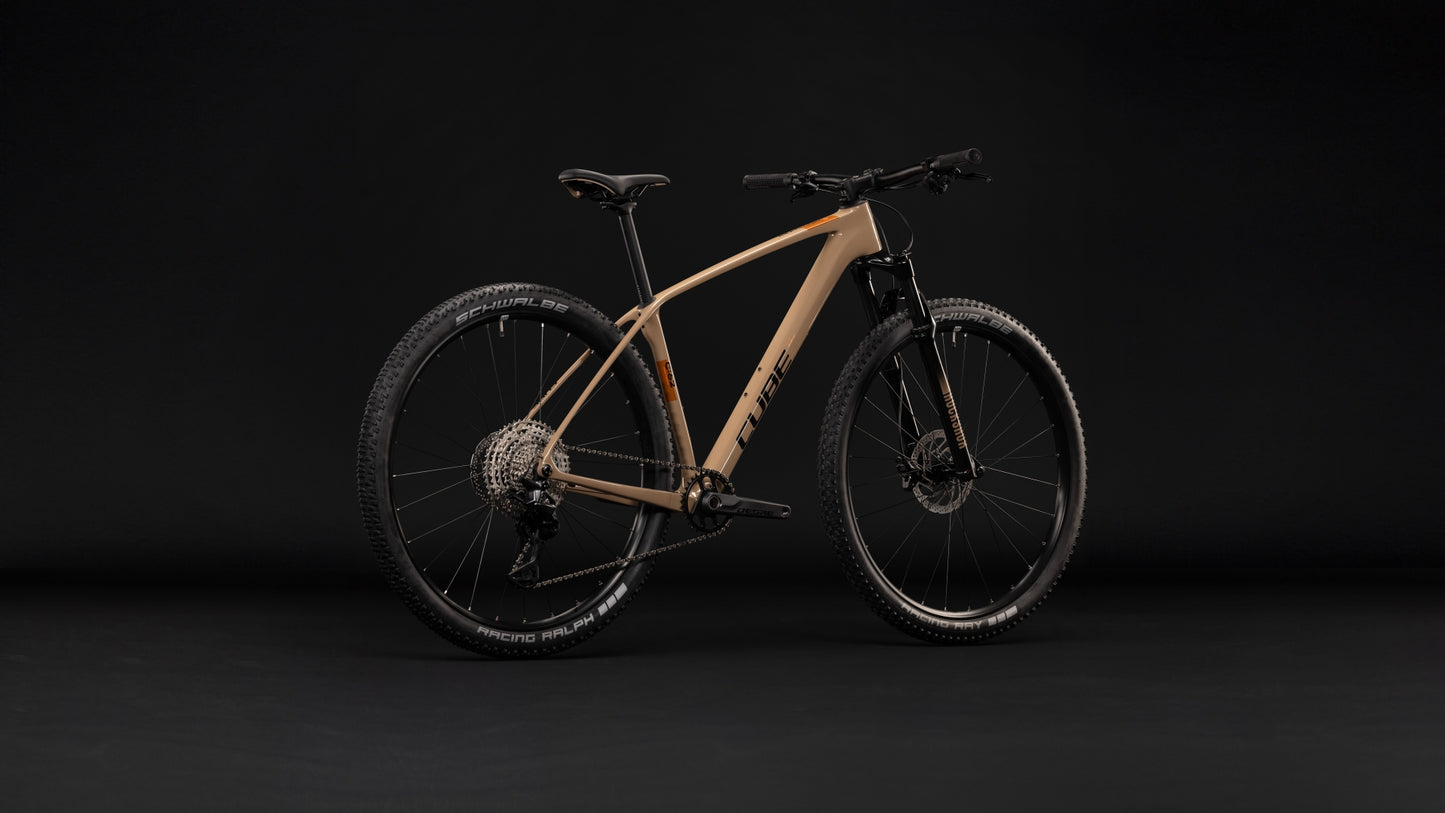 Cube Reaction C:62 ONE cappuccino´n´black 2027