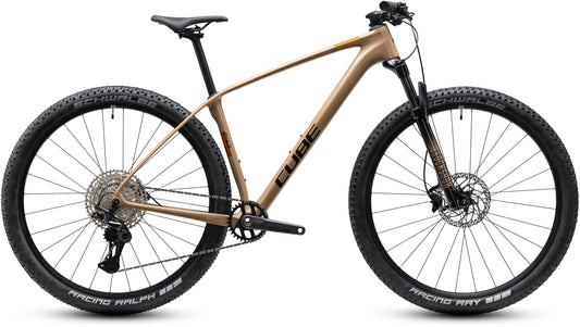 CUBE Reaction C:62 ONE Mountainbike Hardtail 2027 in cappuccino und black, Seitenansicht
