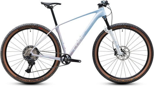 CUBE Reaction C:62 Race Mountainbike Hardtail 2027 in oceanbreeze und white, Seitenansicht