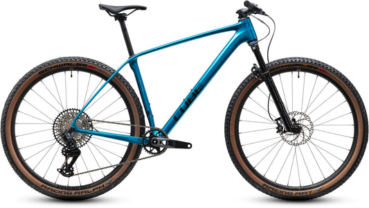 CUBE Reaction C:68X SLX Mountainbike Hardtail 2027 in mediterreneansea und prizm, Seitenansicht