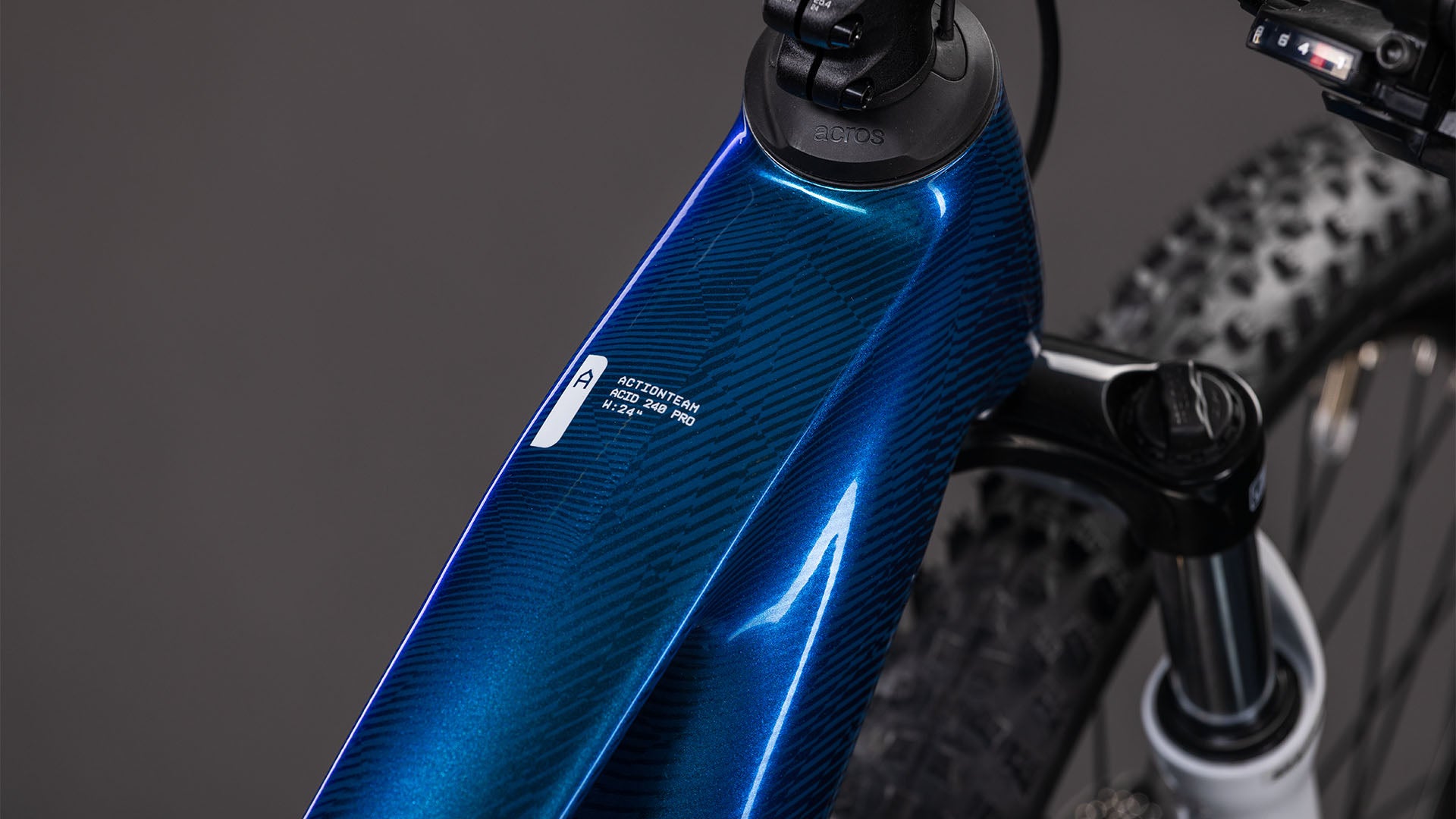Produktbild: Cube Acid 240 Hybrid Rookie Pro 400X actionteam, Detailaufnahme 01