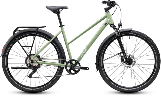 CUBE Nature ONE FE Trapeze Trekkingrad 2027 in almondgreen´green, Seitenansicht