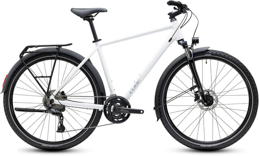 CUBE Nature Pro FE Trekkingrad 2027 in metallicwhite und reflex, Seitenansicht