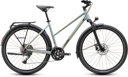 CUBE Nature EXC FE Trapeze Trekkingrad 2027 in glintsand und black, Seitenansicht