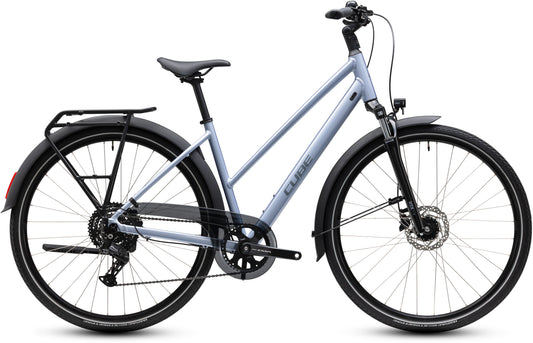 CUBE Touring ONE Trapeze Trekkingrad 2027 in silverblue und reflex, Seitenansicht