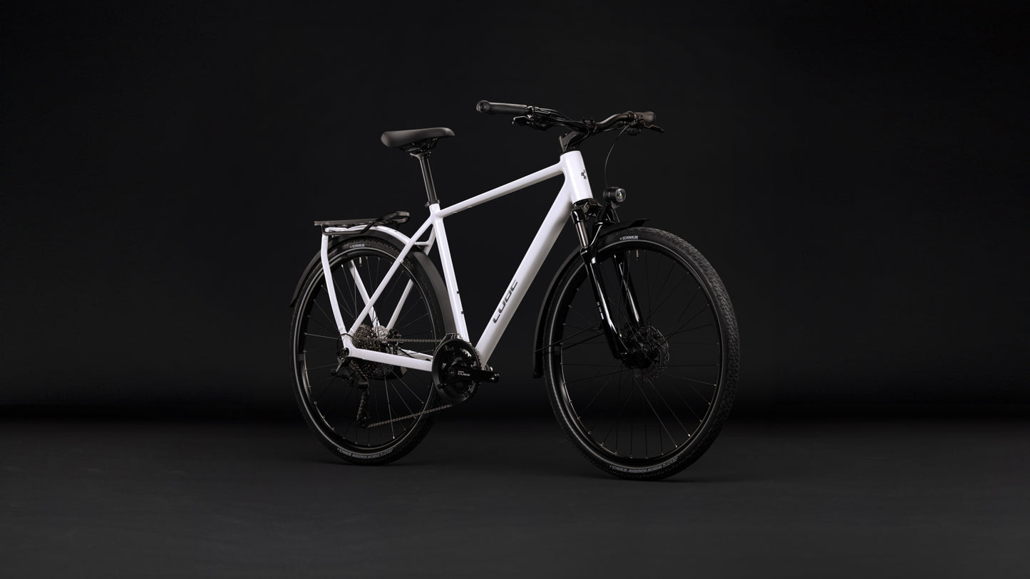 Cube Kathmandu Pro metallicwhite´n´chrome 2027