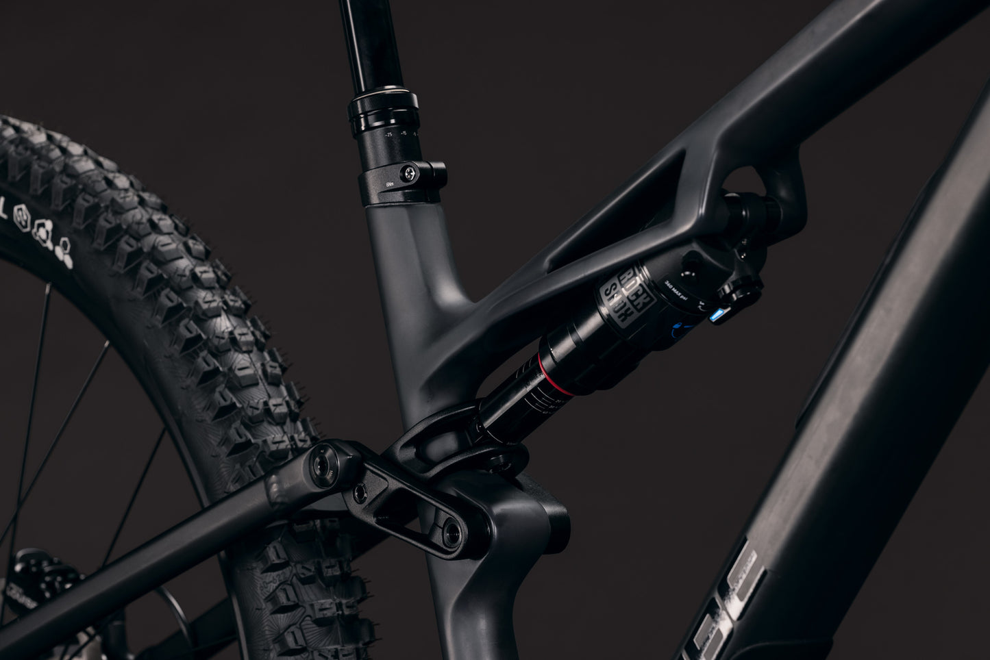 Cube Stereo HPC RACE carbon´n´black 2027