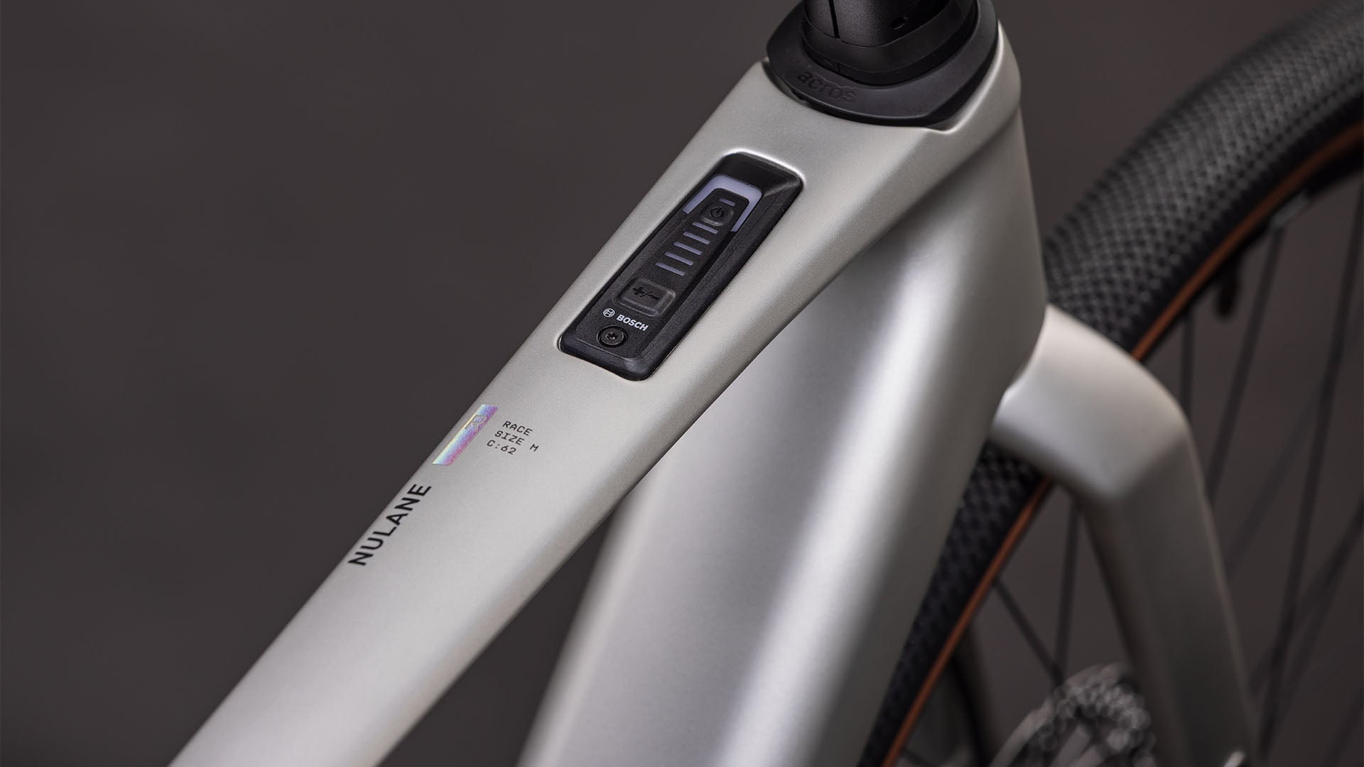 Produktbild: Cube Nulane Hybrid C:62 Race 400X sleekgrey´n´prism, Detailaufnahme 01