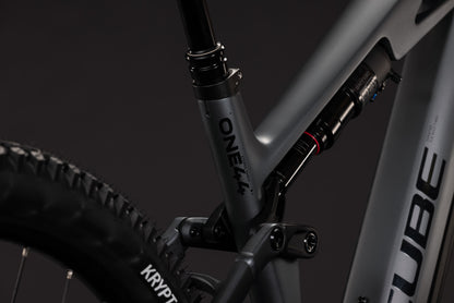 CUBE Stereo Hybrid ONE44 HPC EXC 800 E-Mountainbike Fully 2027, Cockpit und Lenker