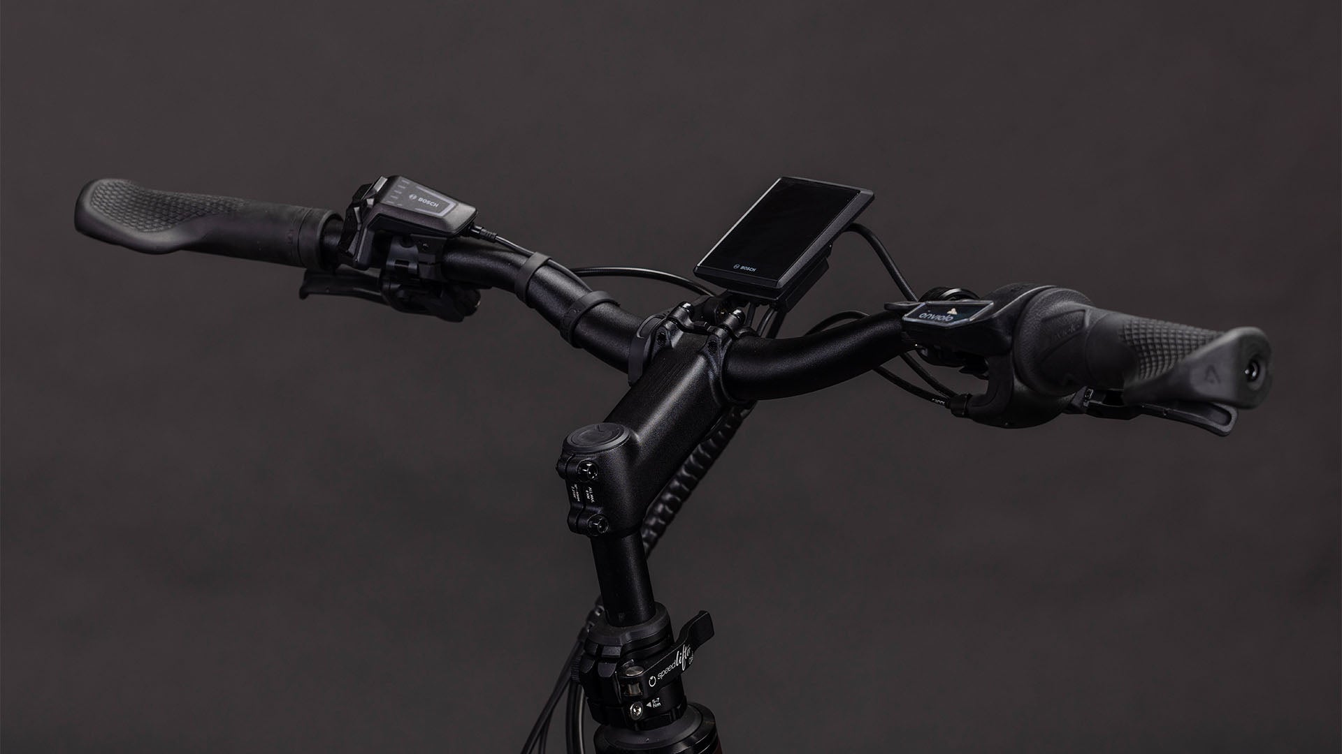 Produktbild: Cube Longtail Hybrid Comfort Family 800 haze´n´reflex, Detailaufnahme 03