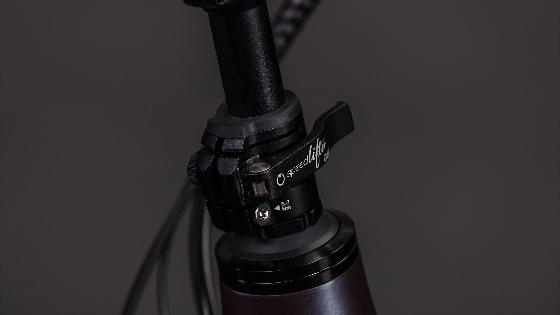 Produktbild: Cube Longtail Hybrid Comfort Family 800 haze´n´reflex, Detailaufnahme 04