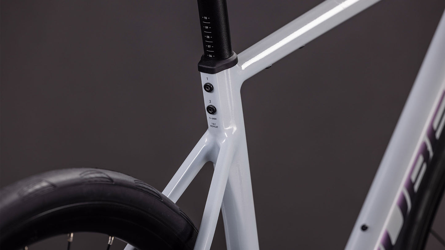 Produktbild: Cube Attain Race foggrey´n´shift, Detailaufnahme 02
