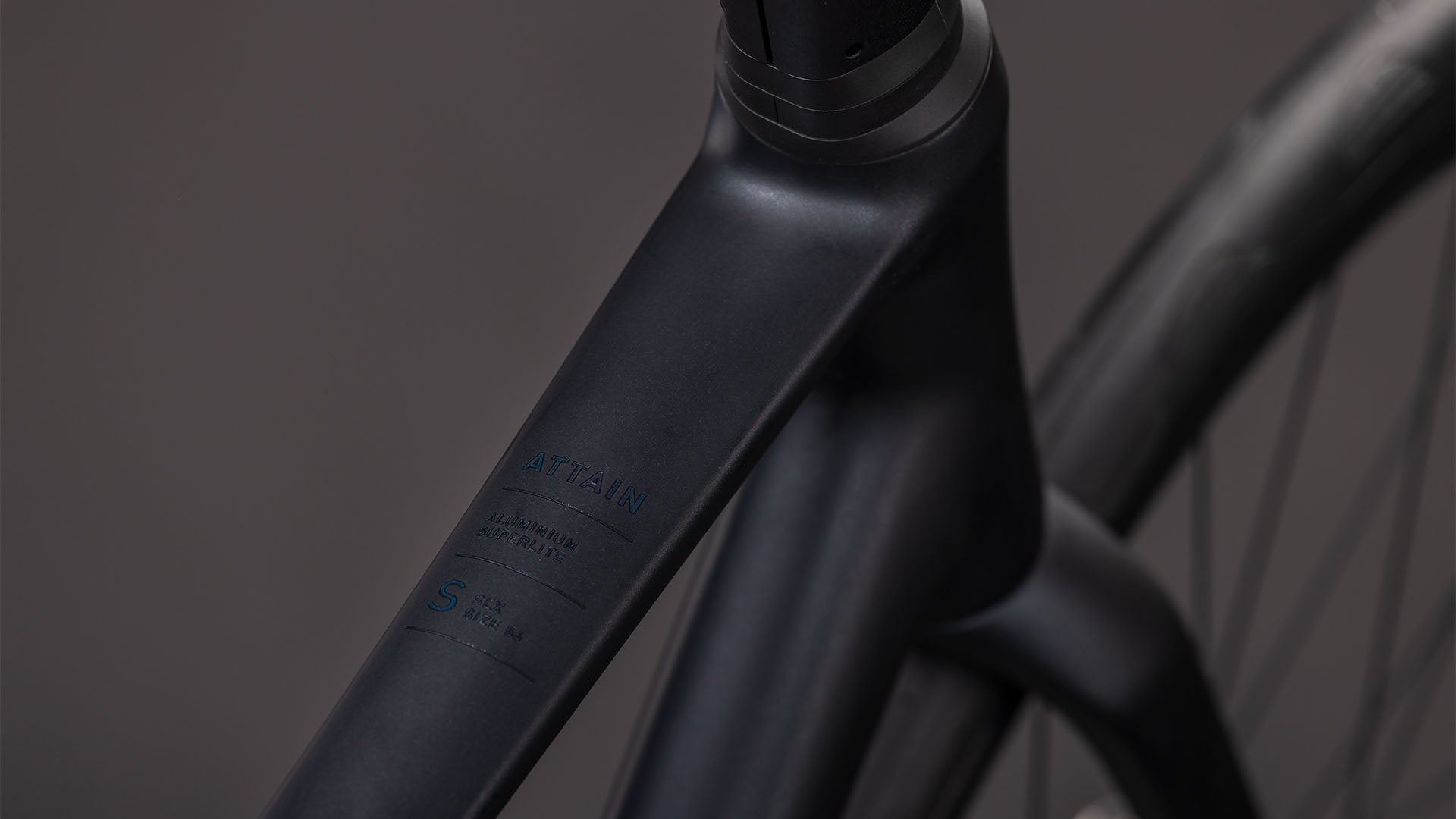 Produktbild: Cube Attain SLX coal´n´prism, Detailaufnahme 01
