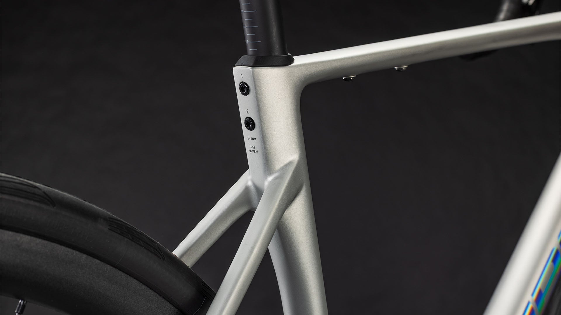 Produktbild: Cube Attain C:62 SLX sleekgrey´n´prism, Detailaufnahme 07