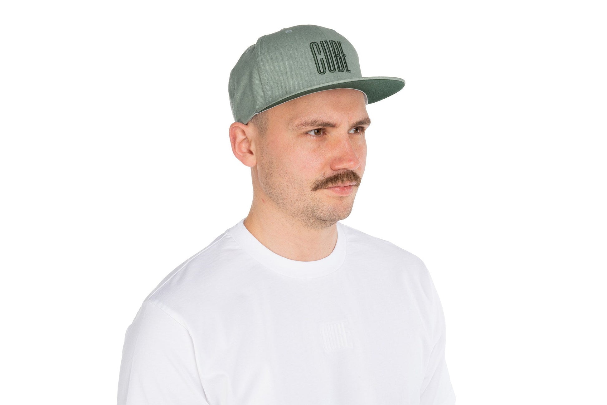 CUBE Cap The Embossed CUBE in sage – Detailansicht 1