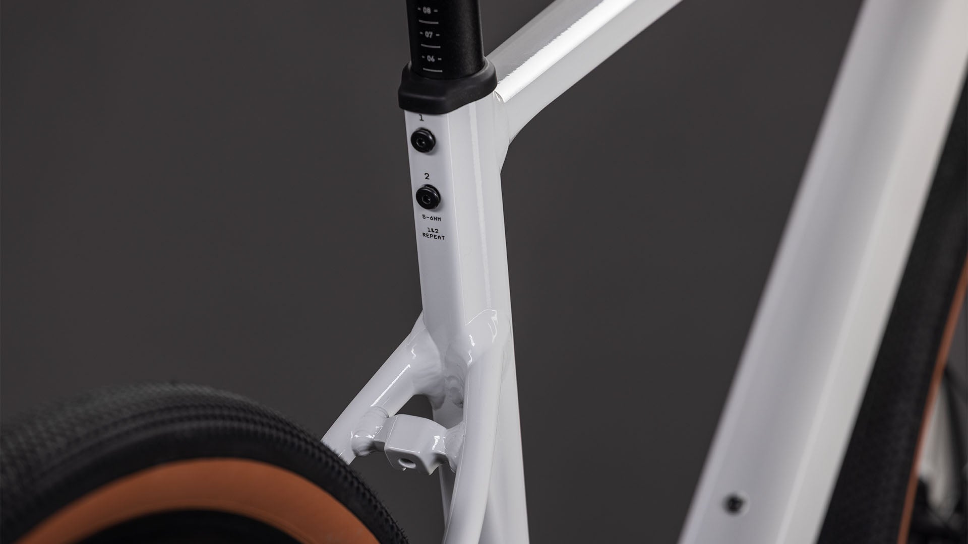 Produktbild: Cube Nuroad EX cotton´n´grey, Detailaufnahme 02