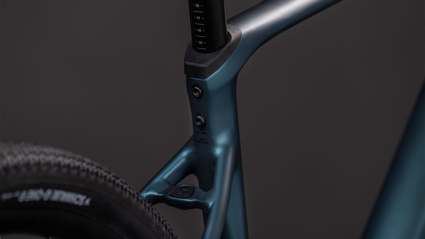 Produktbild: Cube Nuroad Race royalgreen´n´black, Detailaufnahme 02
