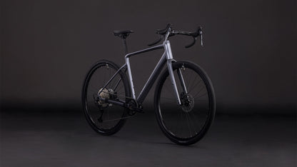Produktbild: Cube Nuroad SLX ashgrey´n´grey, Schrägansicht (schwarzer Hintergrund)