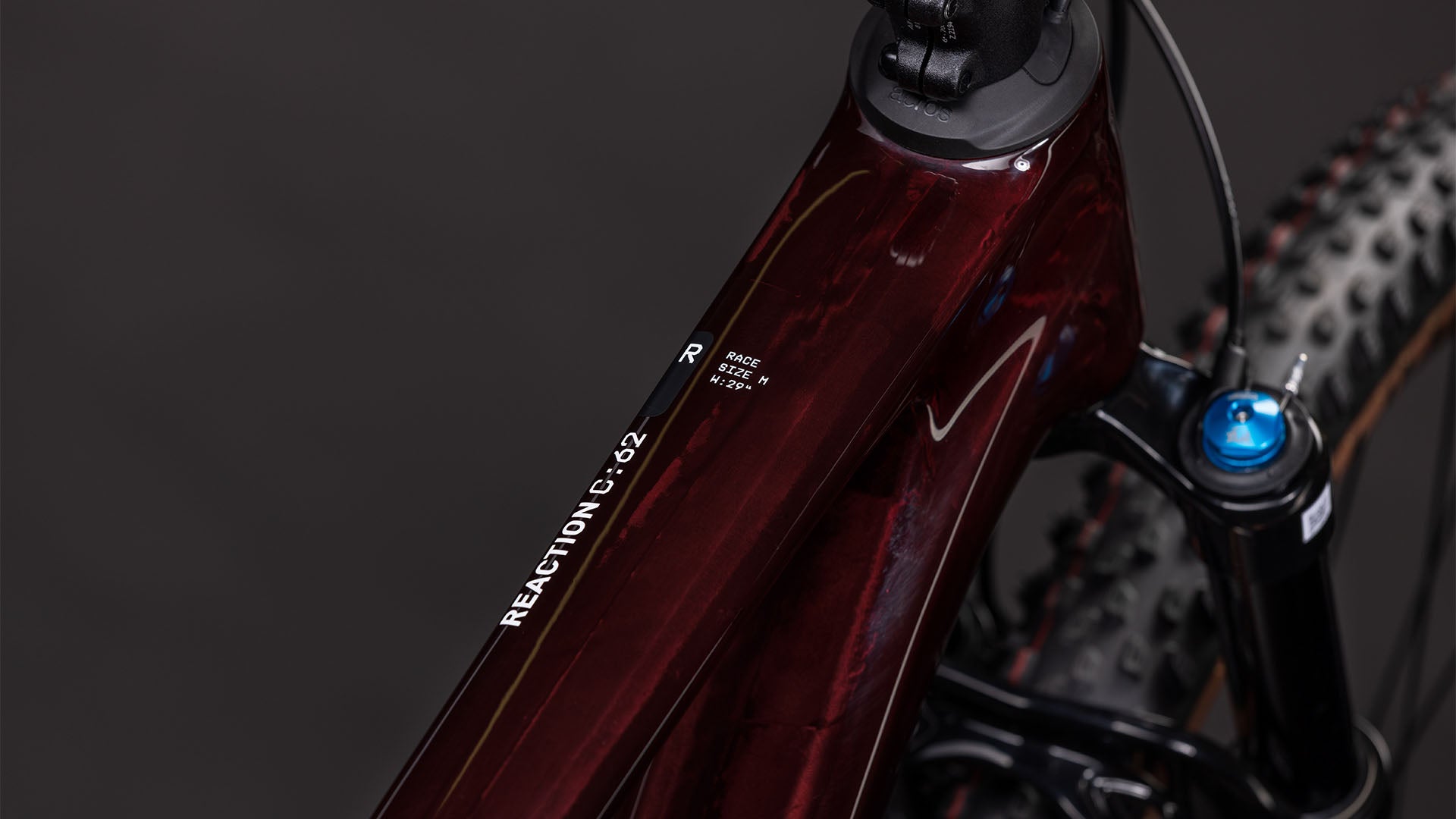 Produktbild: Cube Reaction C:62 Race liquidred´n´white, Detailaufnahme 01