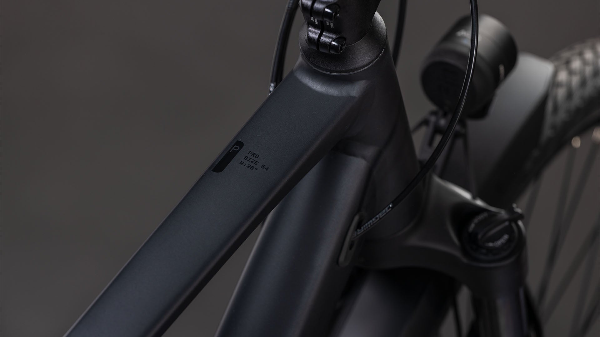 Produktbild: Cube Kathmandu Pro coal´n´black, Detailaufnahme 01