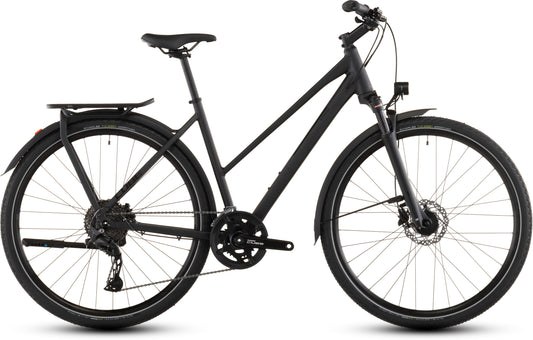 Produktbild: Cube Kathmandu Pro coal´n´black, Seitenansicht (weißer Hintergrund)
