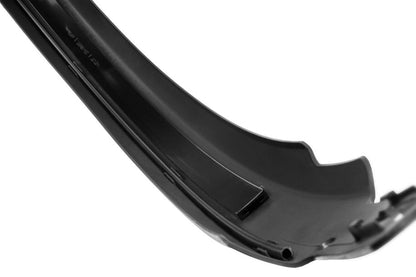 Nahaufnahme des ACID Schutzblechset SIC 2.0 84 29" Fully black von ACID, ein gebogenes Fahrradschutzblech-Set aus Kunststoff, isoliert auf weiß-ausschließlich für Fahrräder in Niedersachsen verwendet.