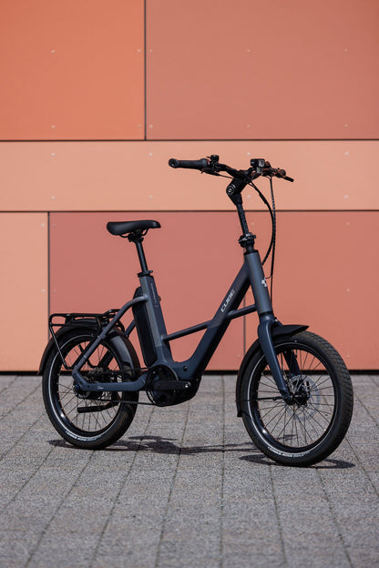Cube Compact Hybrid Deluxe 540 nightsky´n´grey 2027 – E-Citybike – Seitenansicht 3