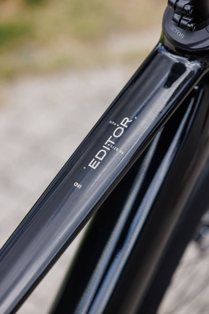 Cube Editor Hybrid ONE 360 FE black´n´irongrey 2027 – E-Citybike – Detailansicht 10