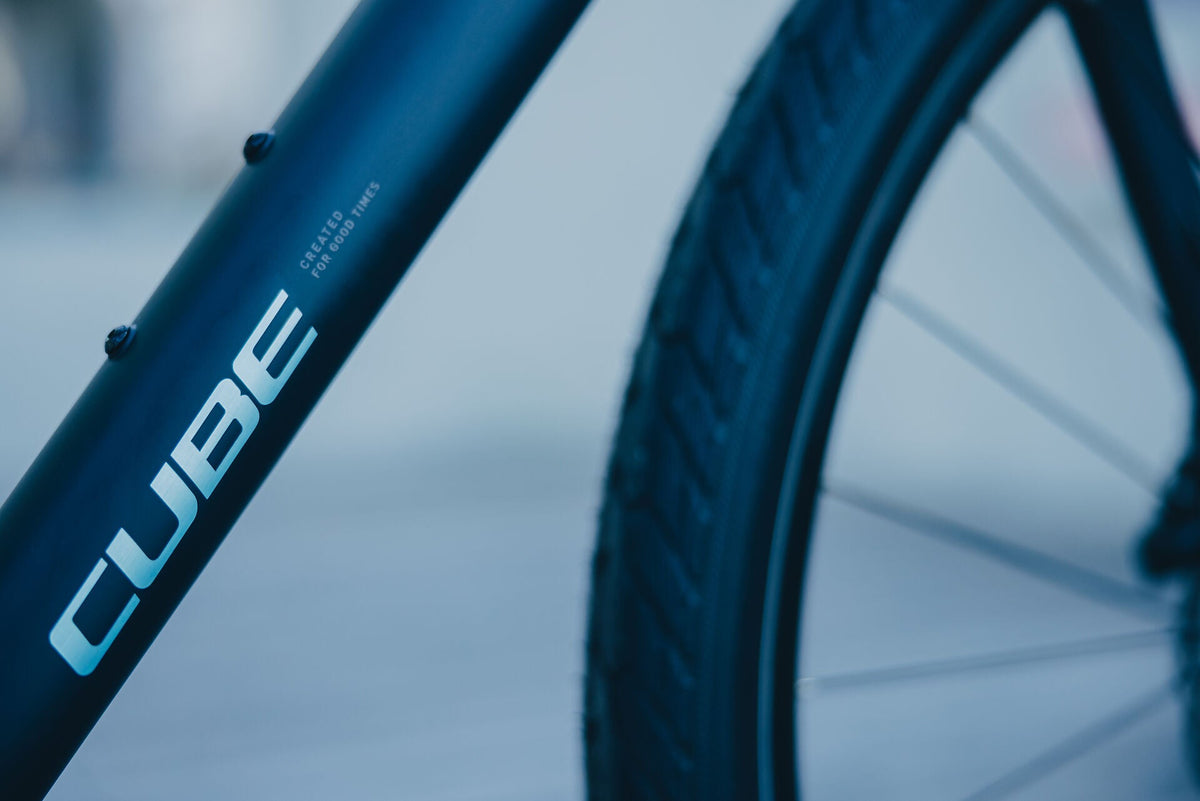 Cube Editor Pro night´n´chrome 2027 – Citybike – Detailansicht 8
