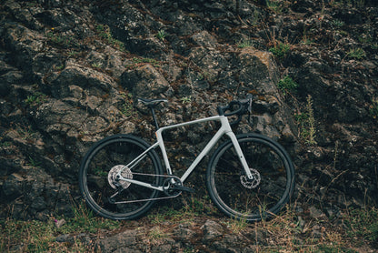 Cube Nuroad C:62 ONE hintofmint´n´green 2027 – Gravelbike – Seitenansicht 1